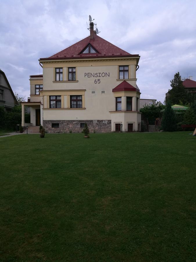 Pension65 Полице-над-Метуї Екстер'єр фото